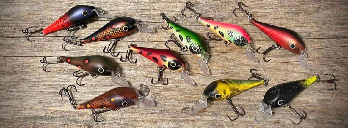 Colours for 4 on the left side: Black Magic, Southern J Variant, Chocolate & Cherries and Copper Special. Colours for 4 on the middle: K2 variant, Perch Variant, Cirkus II and The Blinkist. Colours for the 2 bottom right: Kessu and Gulrompe